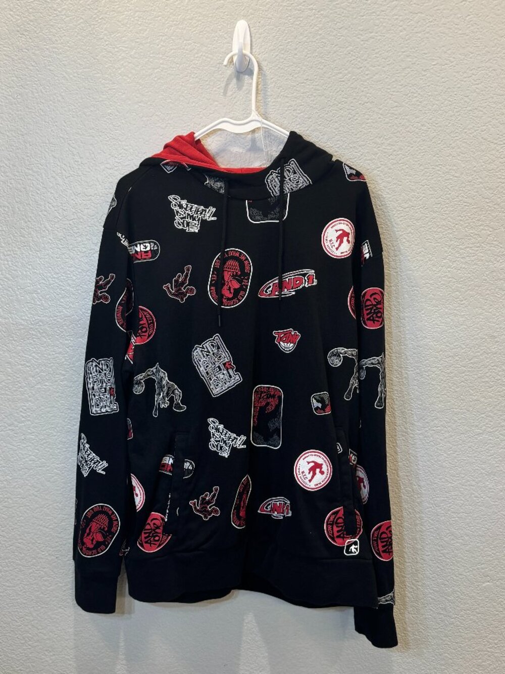AND1 Men's Fadeaway Pullover Basketball Hoodie.